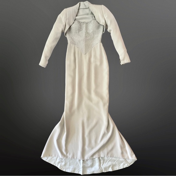 VINTAGE 1990s Stephen Yearick gown & bolero in light silver - Picture 1 of 15